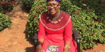 Tsitsi Nomsa Ngwenya est l’un des écrivains les plus éminents en Afrique du Sud