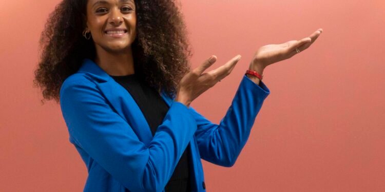 La rugby woman Anne-Cécile Ciofani s’associe à Blissim pour célébrer la beauté
