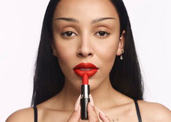 Doja Cat devient la nouvelle ambassadrice mondiale de MAC Cosmetics