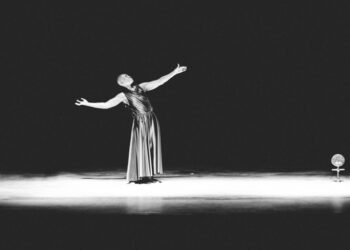 Germaine Acogny s’installe au Théâtre des Champs-Élysées