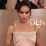Zoe Kravitz relance les écouteurs filaires